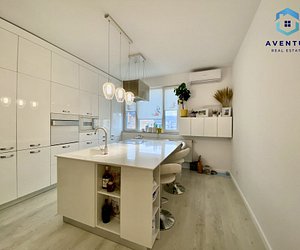 Apartament modern cu 3 camere in Floresti