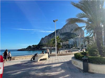 Apartament de vanzare cu vedere la mare  Calpe