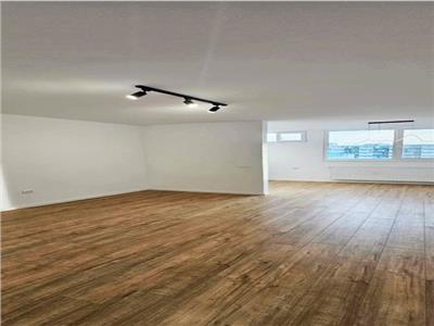 Vanzare Garsoniera complet renovata, incalzire in pardoseala, geamuri tripan - Manastur